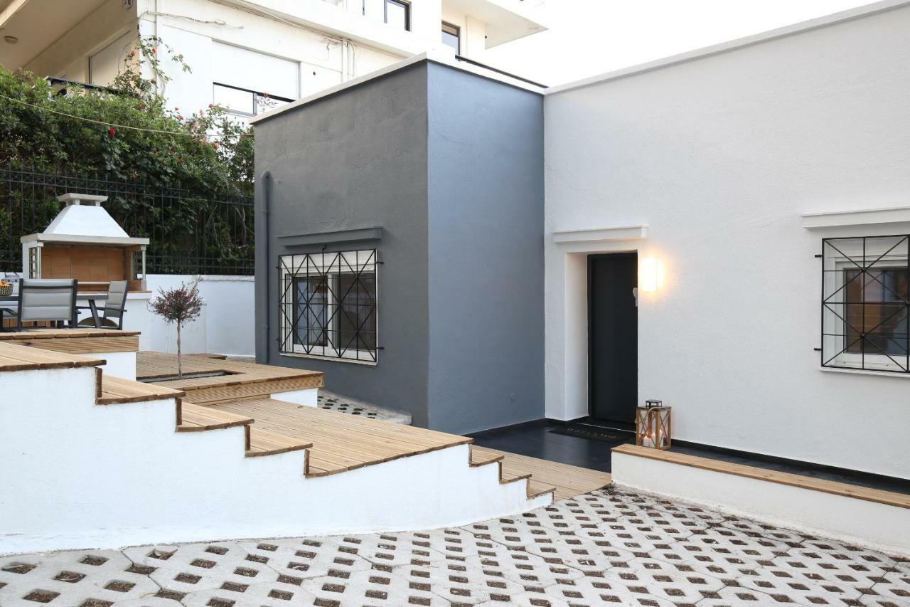 Little Small Villa In Psychiko, Афины Экстерьер фото